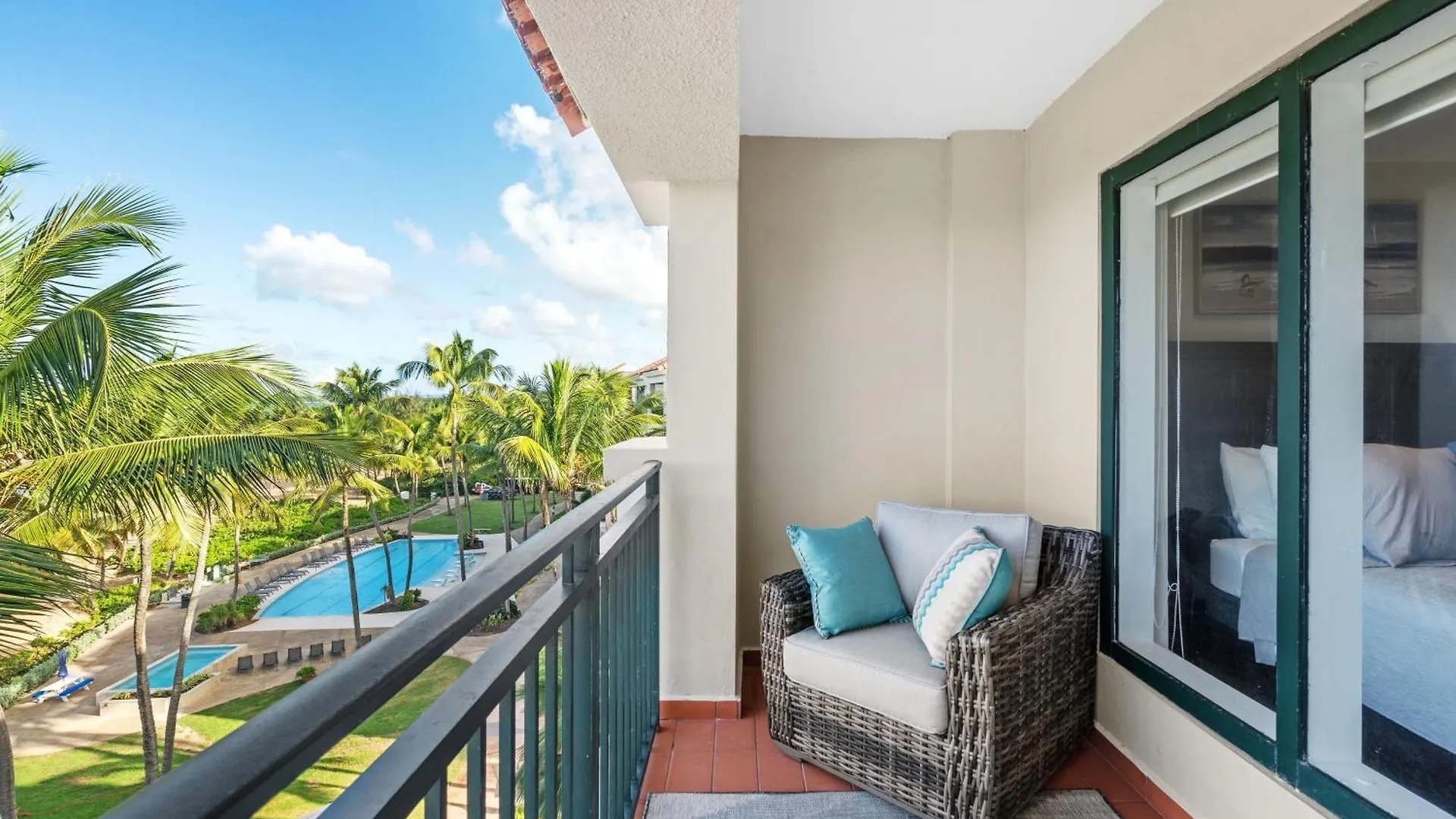 Ocean Front Luxury Property Near San Juan Río Grande Puerto Rico